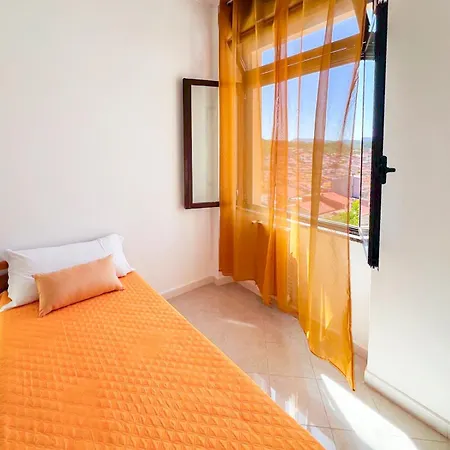 Brebei Niedda - Base Camp Outdoor & View * 贡内萨