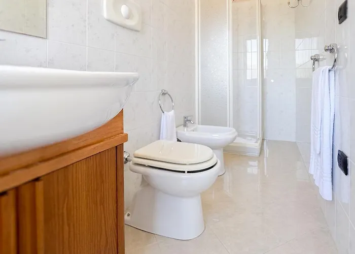 Brebei Niedda - Base Camp Outdoor & View Hostal