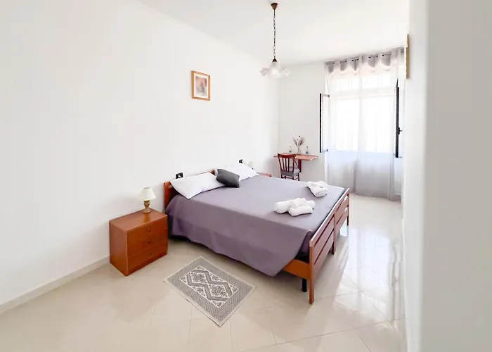 Hostal Brebei Niedda - Base Camp Outdoor & View *