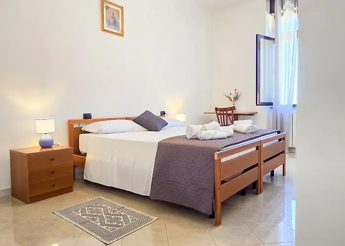 Brebei Niedda - Base Camp Outdoor & View Hostal *