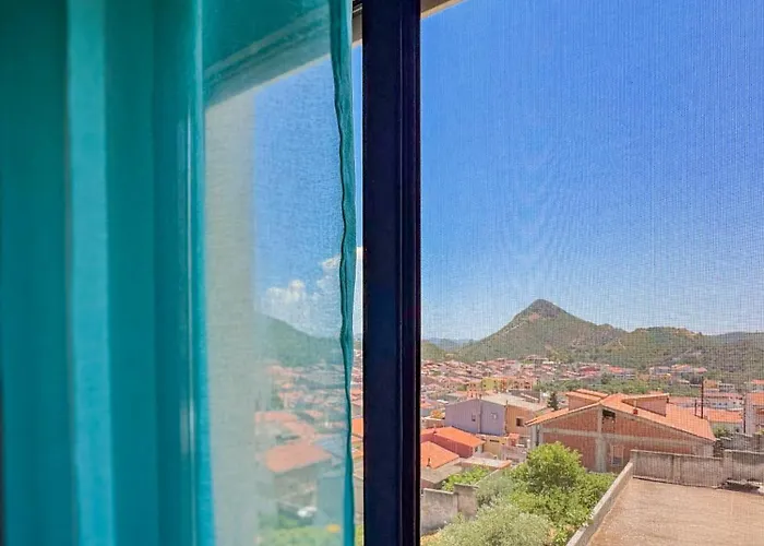 Hostal Brebei Niedda - Base Camp Outdoor & View Gonnesa