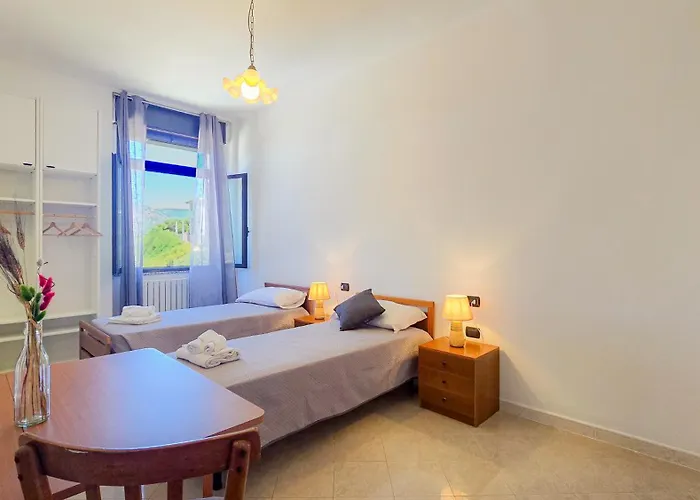 Hostal Brebei Niedda - Base Camp Outdoor & View *