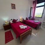 Brebei Niedda - Base Camp Outdoor & View 旅馆 贡内萨
